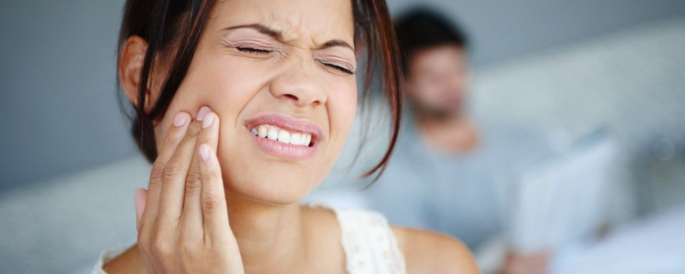 怎么治疗牙周炎 牙齿松动是牙周炎吗